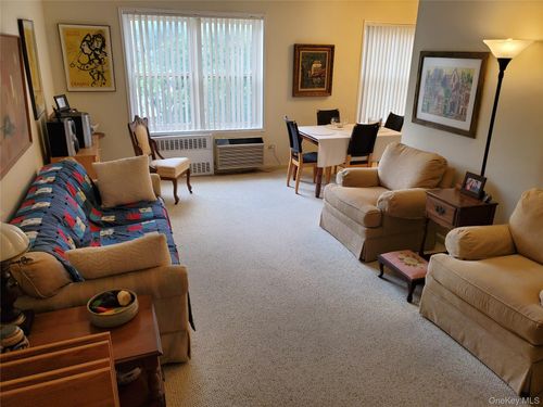 apt-4g-4727 Little Neck Pkwy, Little Neck, NY, 11362-1463 | Card Image