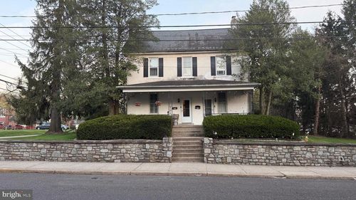 104 W Chestnut St, SOUDERTON, PA, 18964-1729 | Card Image
