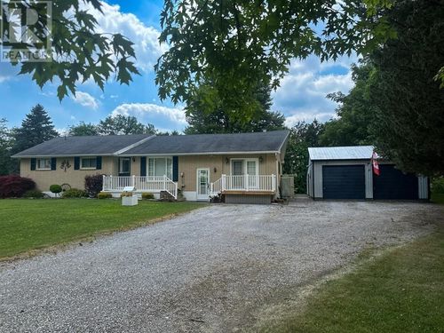 29422 Dawn Valley Rd, Tupperville, ON, N0P2M0 | Card Image
