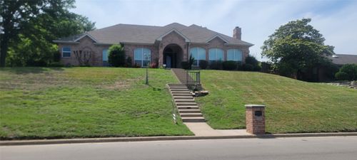 14 Crosslands Rd, Benbrook, TX, 76132-1007 | Card Image