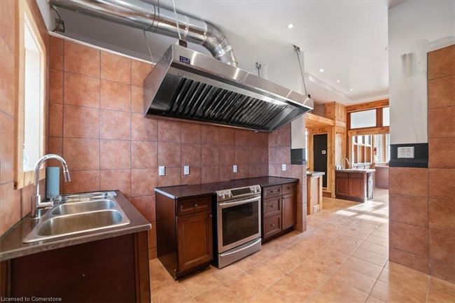 2 Main St W, Home with 0 bedrooms, 0 bathrooms and 15 parking in Selkirk ON | Image 10