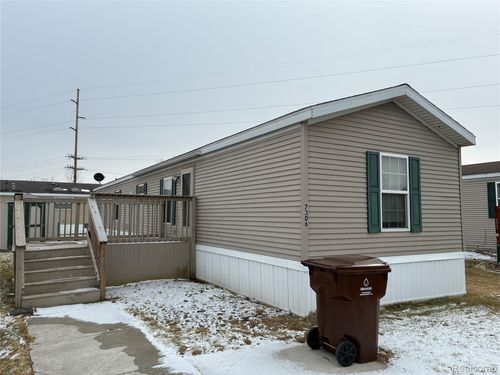 7306 Pipes Cir, Alma, MI, 48801-8737 | Card Image