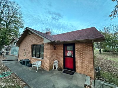 301 E Walnut Street, House other with 3 bedrooms, 1 bathrooms and null parking in Aurora MO | Image 3