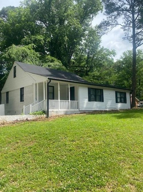 214 Pinewood Ln, Stockbridge, GA, 30281-1745 | Card Image