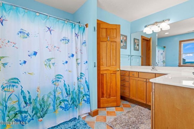 9706 S Old Oregon Inlet Rd, House other with 4 bedrooms, 5 bathrooms and null parking in Nags Head NC | Image 14