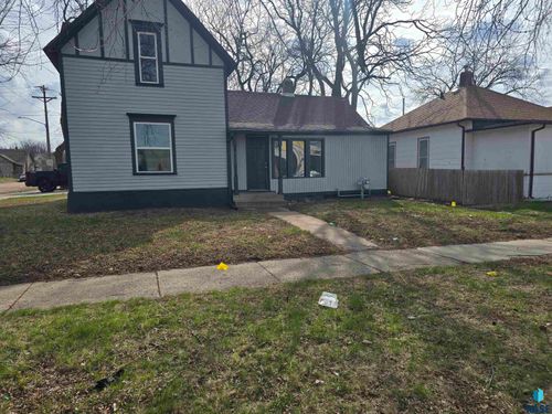 232 N Nesmith Ave Avenue, Sioux Falls, SD, 57103 | Card Image