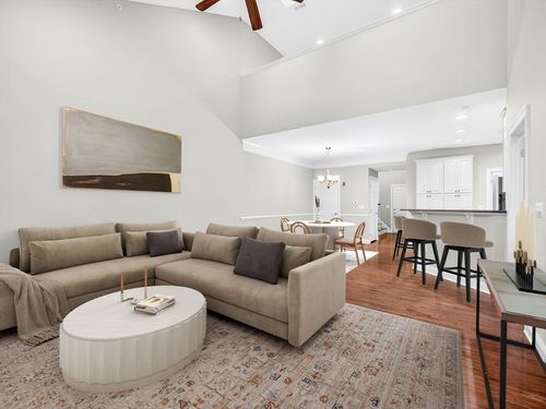 3-3 Pondside Ln, Bolton, MA, 01740-1281 | Card Image