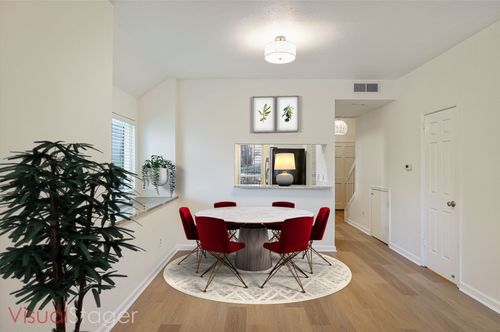apt-208-9910 Royal Ln, Dallas, TX, 75231-1820 | Card Image