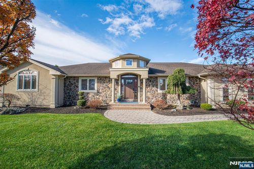 761 Valley Road, Wayne, NJ, 07470 | Card Image