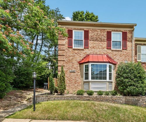 15582 Traverser Ct, WOODBRIDGE, VA, 22193-1008 | Card Image