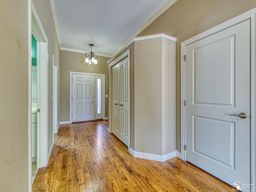 568 Rose Crest Blvd, Monroe, MI, 48162-3600 | Card Image