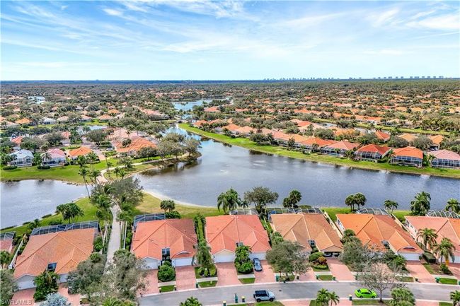 4255 Redonda Ln, Condo with 2 bedrooms, 2 bathrooms and 2 parking in NAPLES FL | Image 27