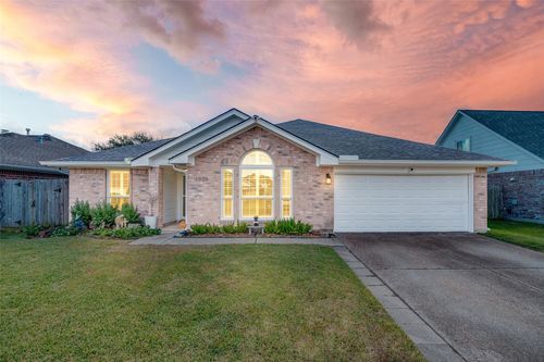 4826 Stone Bridge St, Baytown, TX, 77521-8848 | Card Image