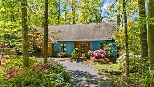 3559 Old Onslow Rd, Greensboro, NC, 27407-7829 | Card Image