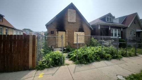 1017 N Avers Ave, Chicago, IL, 60651-3845 | Card Image