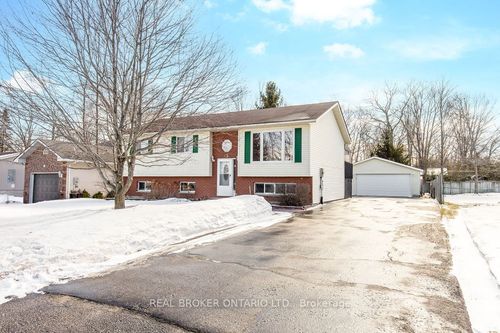 45 John Dillingno St, Victoria Harbour, ON, L0K2A0 | Card Image