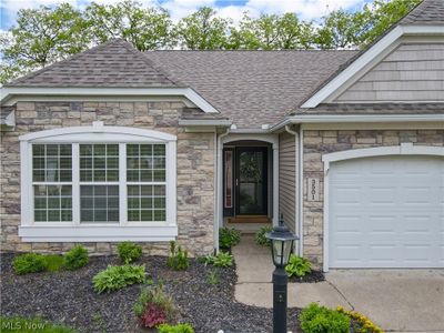 3501 River Rock Drive, Condo with 3 bedrooms, 2 bathrooms and null parking in Cuyahoga Falls OH | Image 2