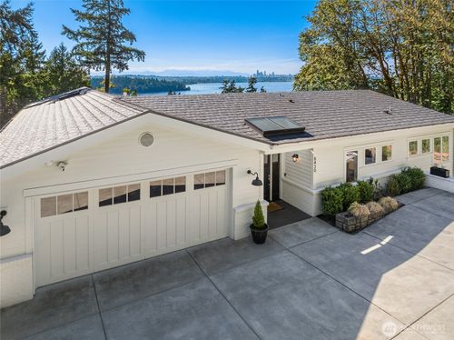 8430 Se 53rd Pl, Mercer Island, WA, 98040-4641 | Card Image
