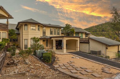 105-105 Tapatio Dr E, Boerne, TX, 78006-9421 | Card Image