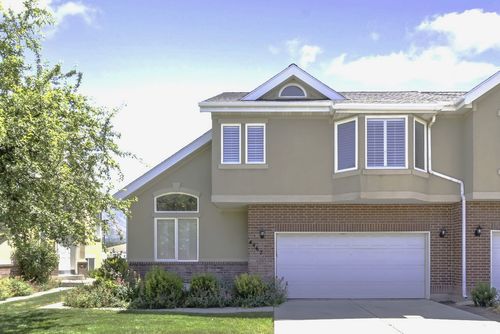 4467 S Hampton Crest Cv, Millcreek, UT, 84124-2454 | Card Image