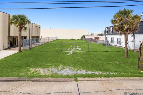 3119 Edenborn Ave, Metairie, LA, 70002-4722 | Card Image
