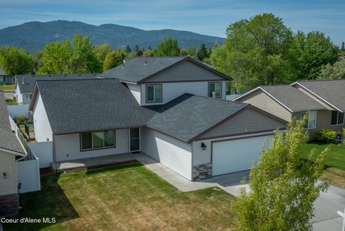 1324 E Yellowstone Ave, Post Falls, ID, 83854-7885 | Card Image