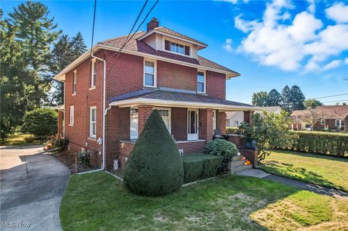 728 E Broad St, Louisville, OH, 44641-1712 | Card Image