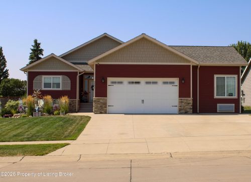 2601 2nd Street Ne, Watford City, ND, 58854 | Card Image