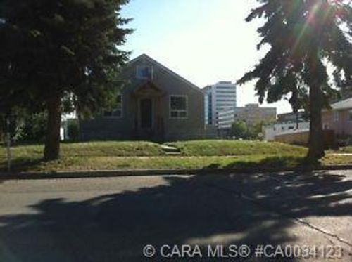 4823 53 Street, Red Deer, AB, T4N0C2 | Card Image
