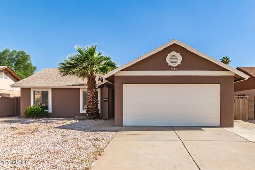 6533 N 71st Ave, Glendale, AZ, 85303-3613 | Card Image