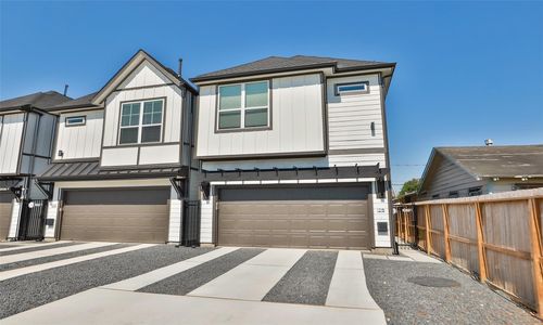 121 E 43rd St, Houston, TX, 77018 | Card Image