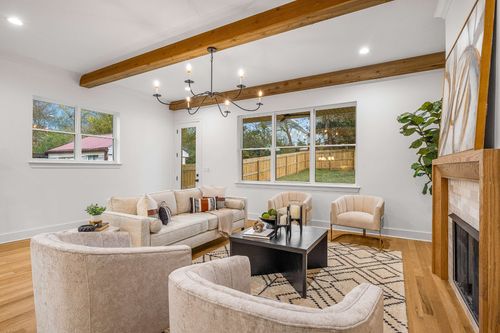 630 Freedom Pl, Nashville, TN, 37209-2786 | Card Image