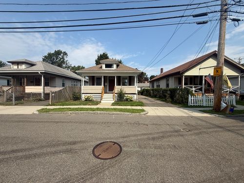34-34 Baxter Ave, Quincy, MA, 02169-5802 | Card Image