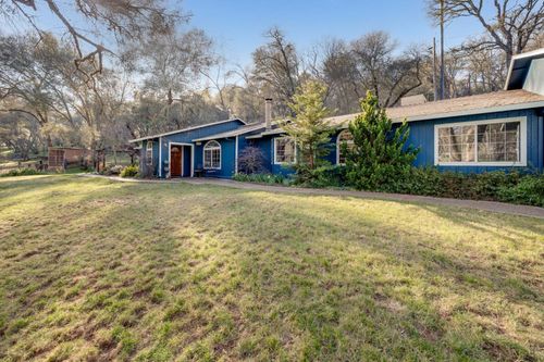 4460 Fawn St, Shingle Springs, CA, 95682-8431 | Card Image