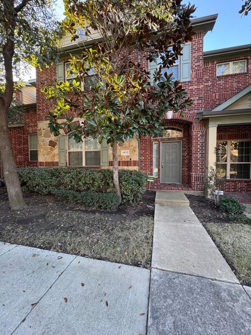 1932 Loma Linda Dr, Irving, TX, 75063-3924 | Card Image