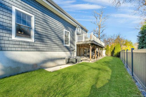 36 Lynwood Rd, Scarsdale, NY, 10583-2702 | Card Image