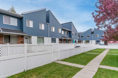 37-4769 Hubalta Road Se, Calgary, AB, T2B2N9 | Card Image