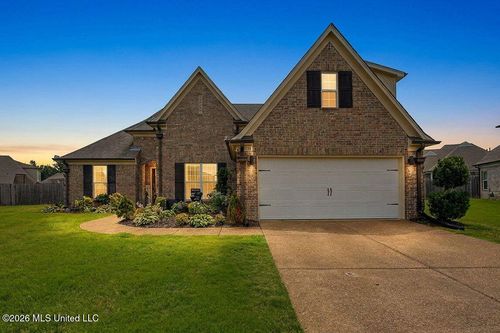 3696 Braddock Cv, Southaven, MS, 38672-2317 | Card Image
