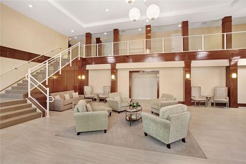 unit-407-10 Byron Pl, Larchmont, NY, 10538-1985 | Card Image