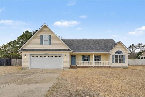 66 Carolina Oaks Cir, Linden, NC, 28356-8882 | Card Image