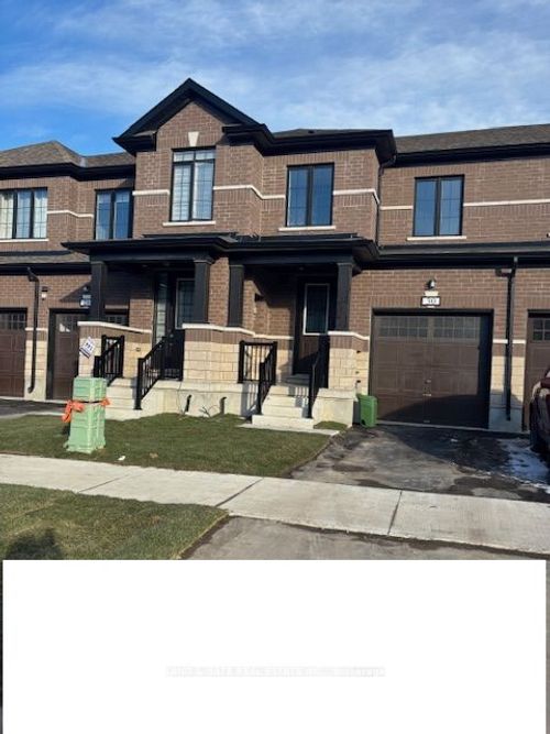 30 Keenan St, Lindsay, ON, K9V6C2 | Card Image