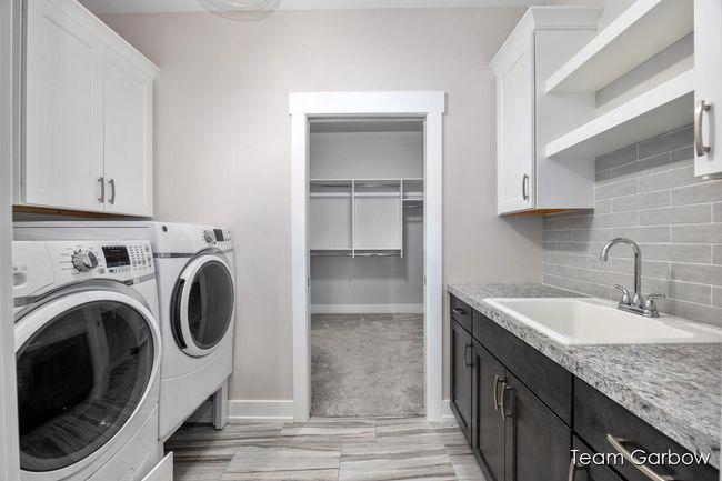 01 - 8393 Woodhaven Dr Sw, Condo with 3 bedrooms, 3 bathrooms and null parking in Byron Center MI | Image 13