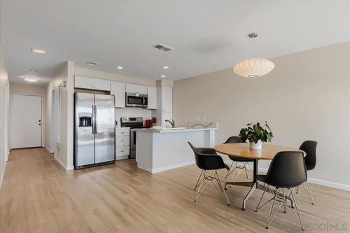 22-3625 Vista Oceana, Oceanside, CA, 92057-8243 | Card Image
