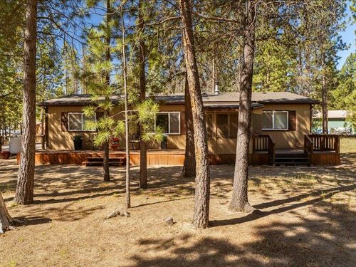 1764 Lariat Ct, La Pine, OR, 97739-9697 | Card Image