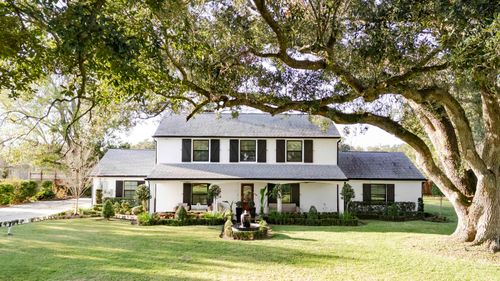 2106 Highway 182, Raceland, LA, 70394-3162 | Card Image