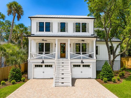 6 29th Ave, Isle of Palms, SC, 29451-2429 | Card Image
