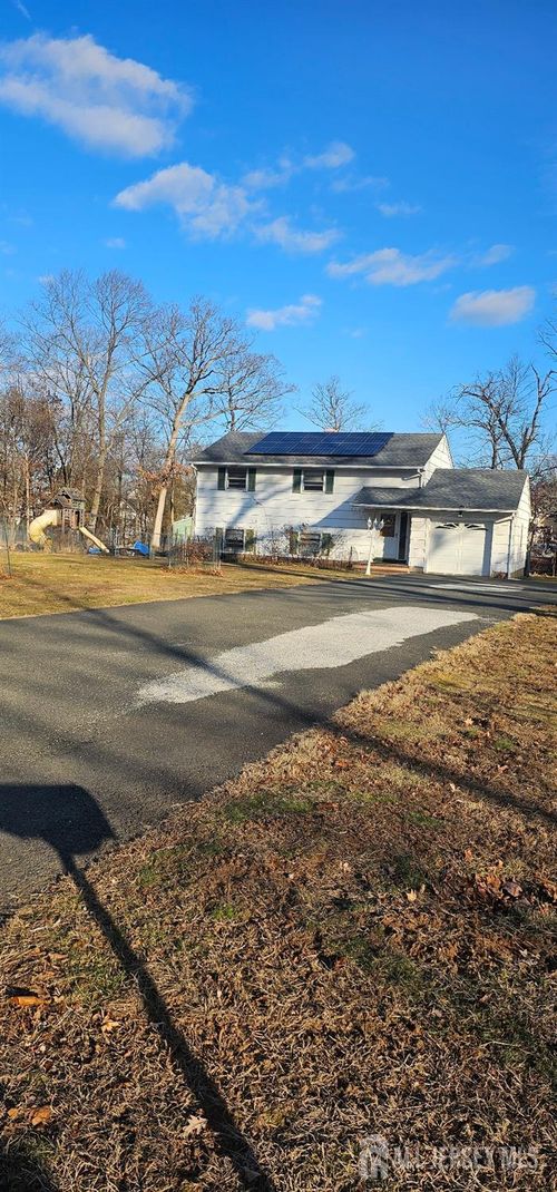 42 Edgewood Ter, Bridgewater, NJ, 08807-2502 | Card Image