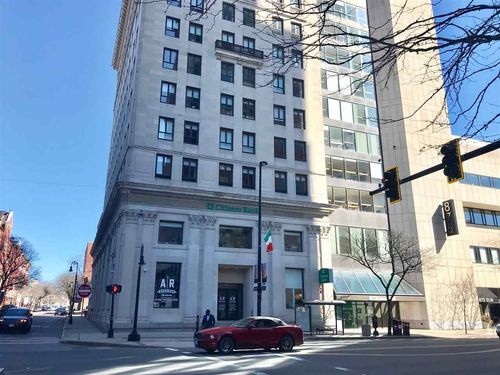 apt-806-875 Elm St, Manchester, NH, 03101-2126 | Card Image