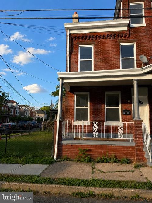 28 N Anderson St, Trenton, NJ, 08609-2602 | Card Image