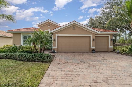 3200 Magnolia Landing Ln, NORTH FORT MYERS, FL, 33917-7807 | Card Image